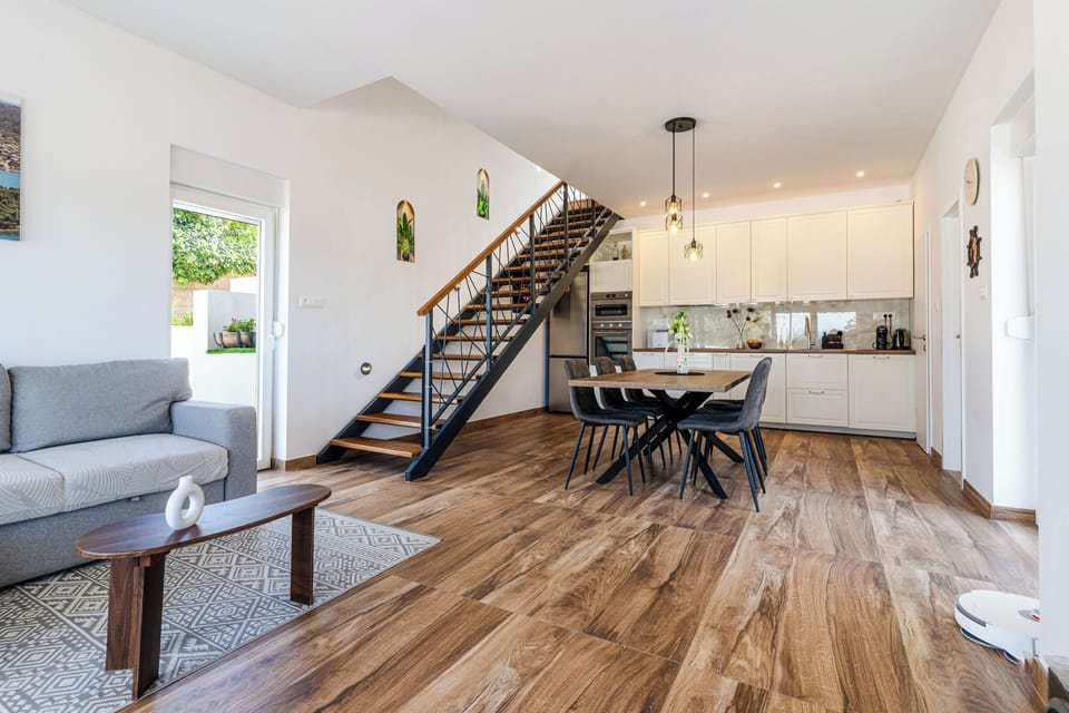 Villa | Private kitchen | Microwave, espresso maker, electric kettle, freezer