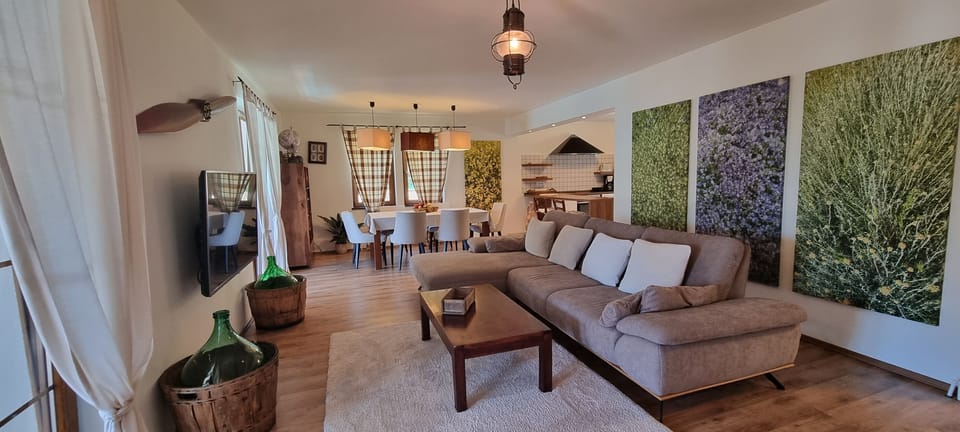 Villa | Living room