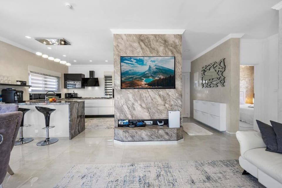 Villa | Tech