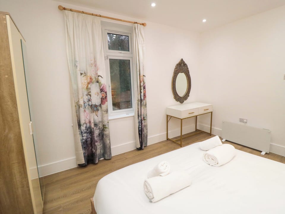 Beachwalk Villa 2 Cottage in England