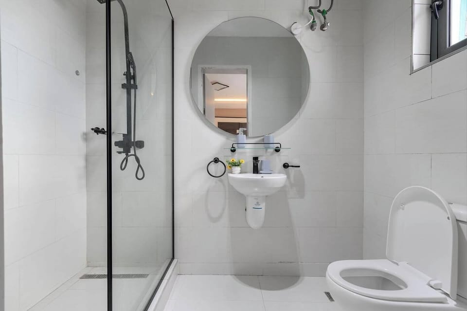 Family Room, Balcony, City View | Bathroom | Free toiletries, hair dryer, towels, soap