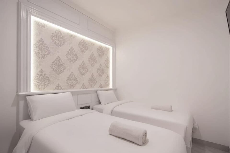 Deluxe Room King or Twin Room