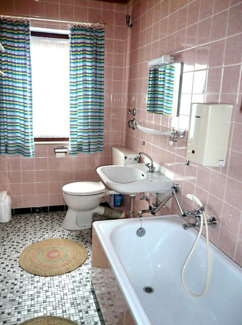 Apartment | Bathroom