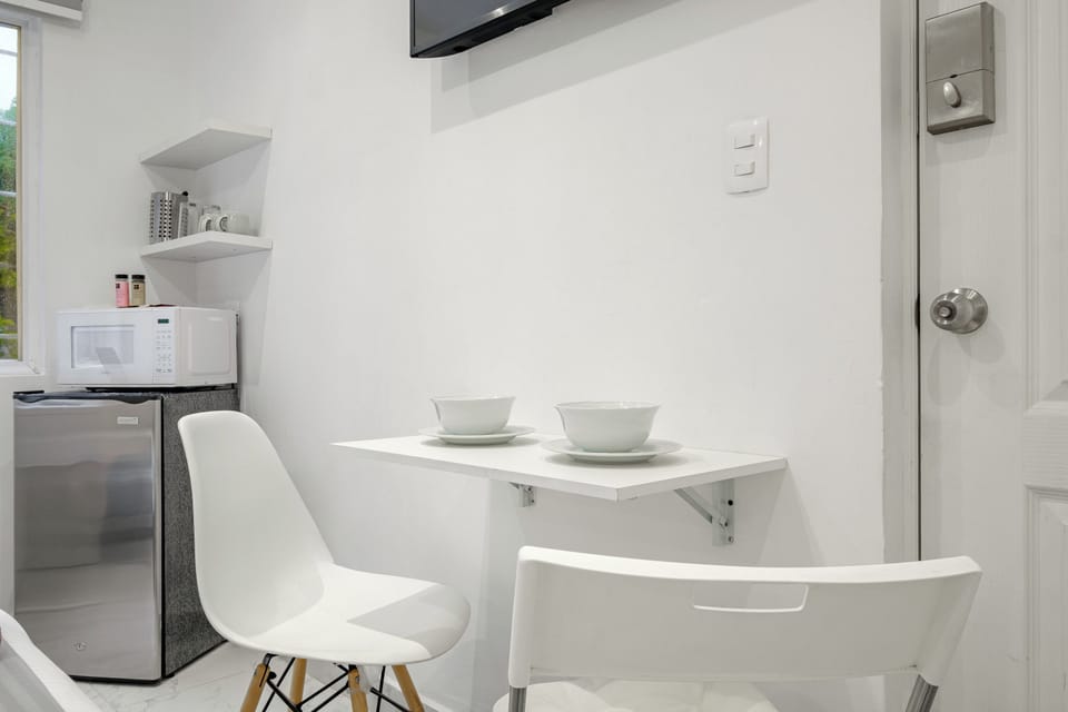 Comfort Studio | In-room safe, blackout drapes, iron/ironing board (on request)