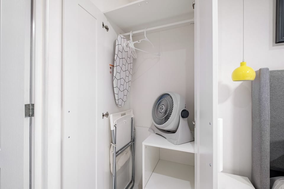 Deluxe Room | In-room safe, blackout drapes, iron/ironing board (on request)