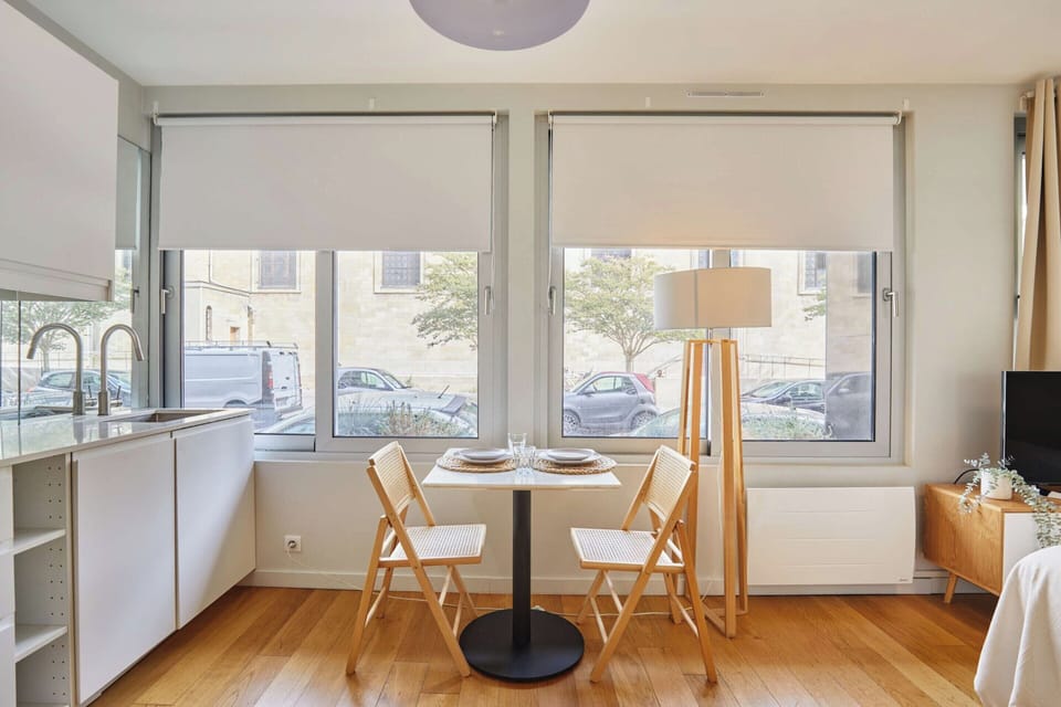 Apartment | Dining