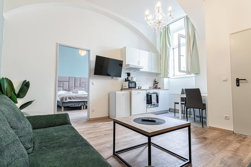 Basic Apartment | Iron/ironing board, free WiFi