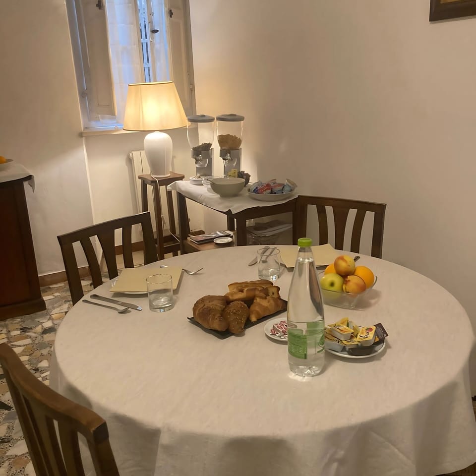 Daily local cuisine breakfast for a fee