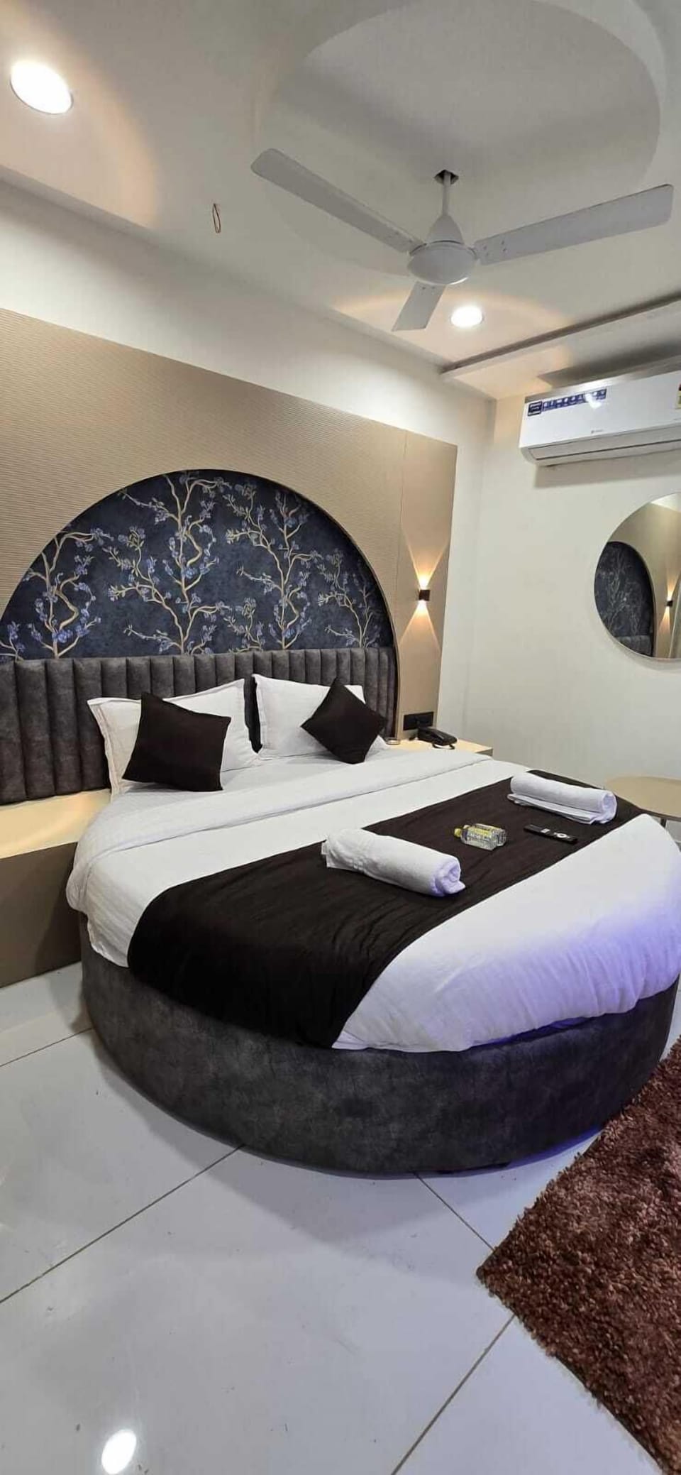 Luxury Double Room | Free WiFi