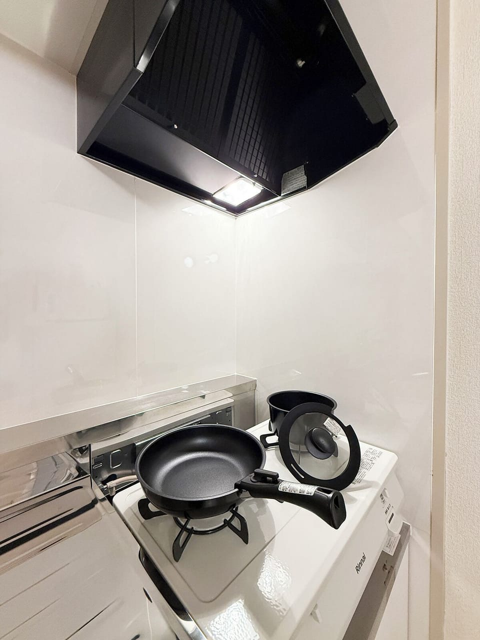 Superior Apartment | Private kitchen | Electric kettle