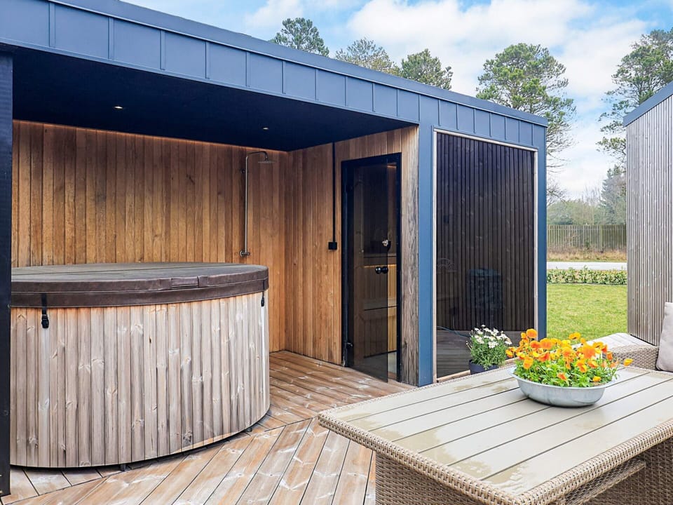 House | Spa treatment