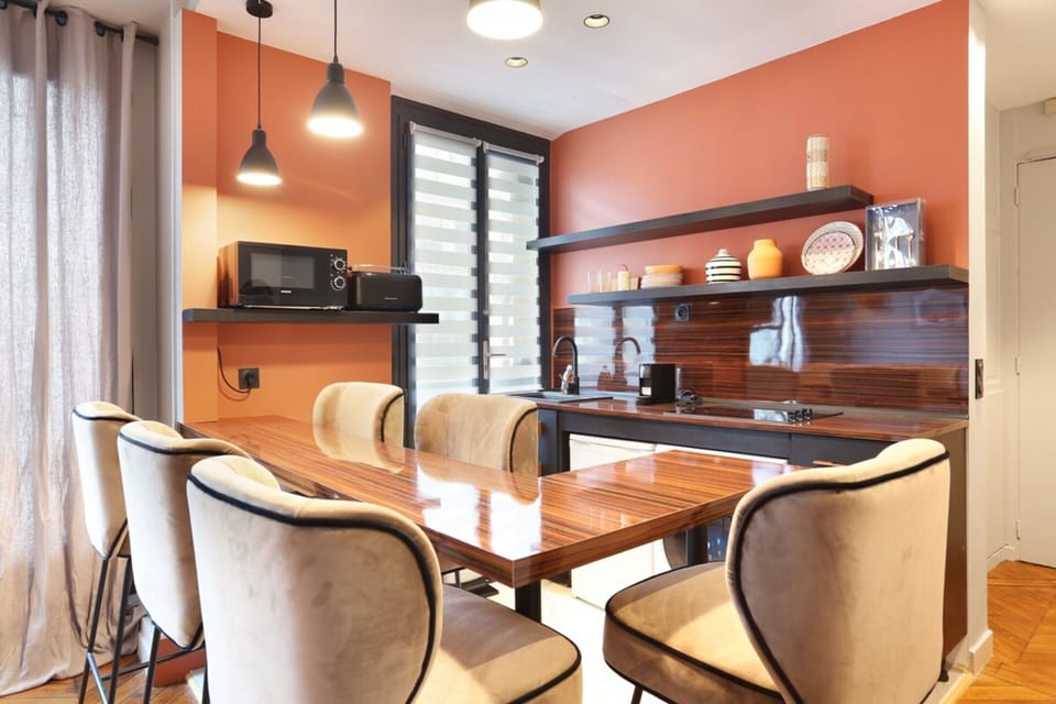 Apartment | Dining