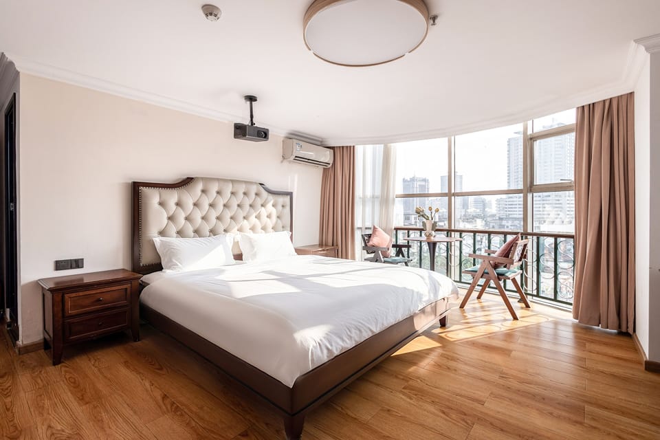 Panoramic Apartment | Individually decorated, free WiFi, bed sheets