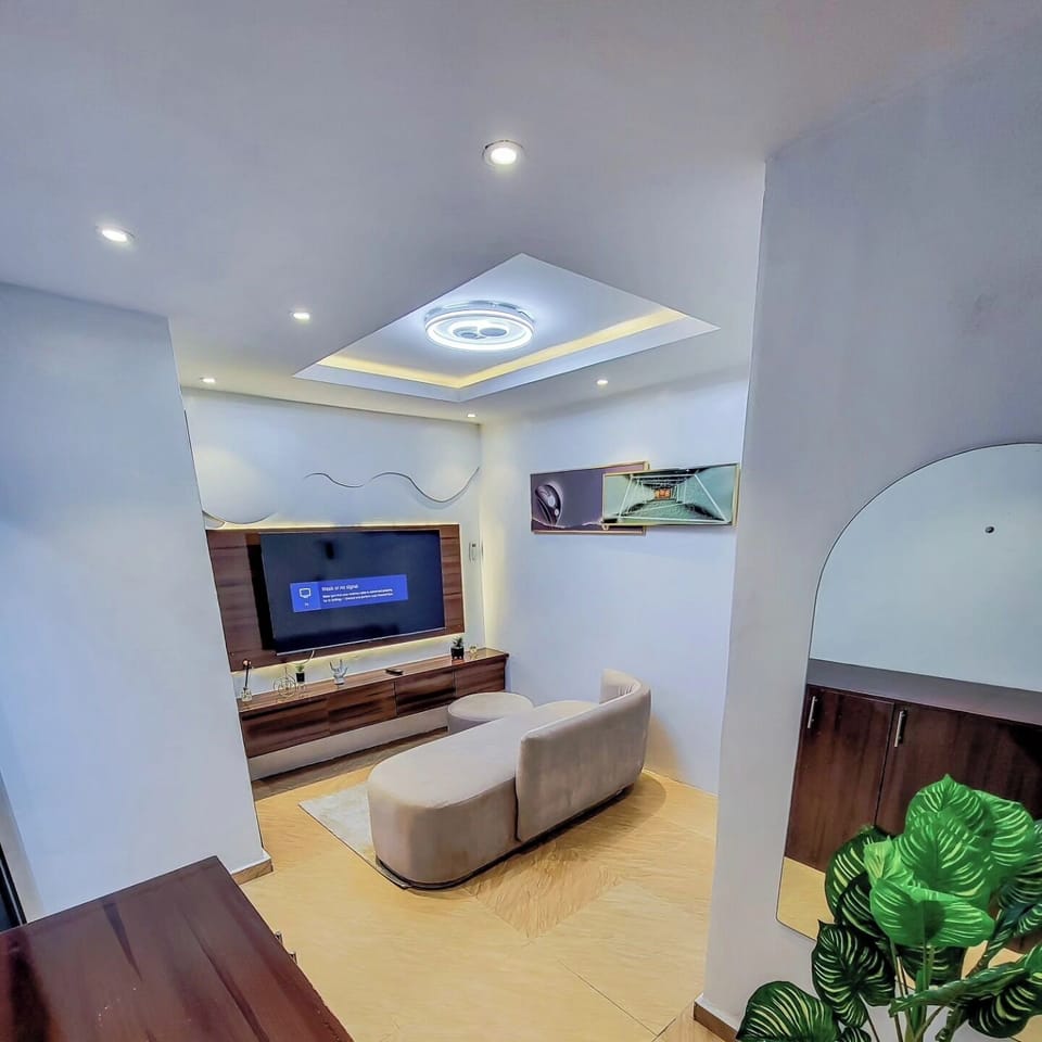 Family Apartment, Balcony, City View | Living area