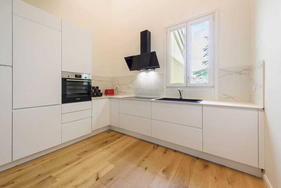 Standard Apartment, Non Smoking | Private kitchen | Fridge, oven, stovetop, dishwasher