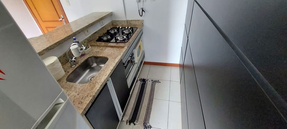 Basic Apartment | Private kitchen | Fridge, microwave, stovetop, blender