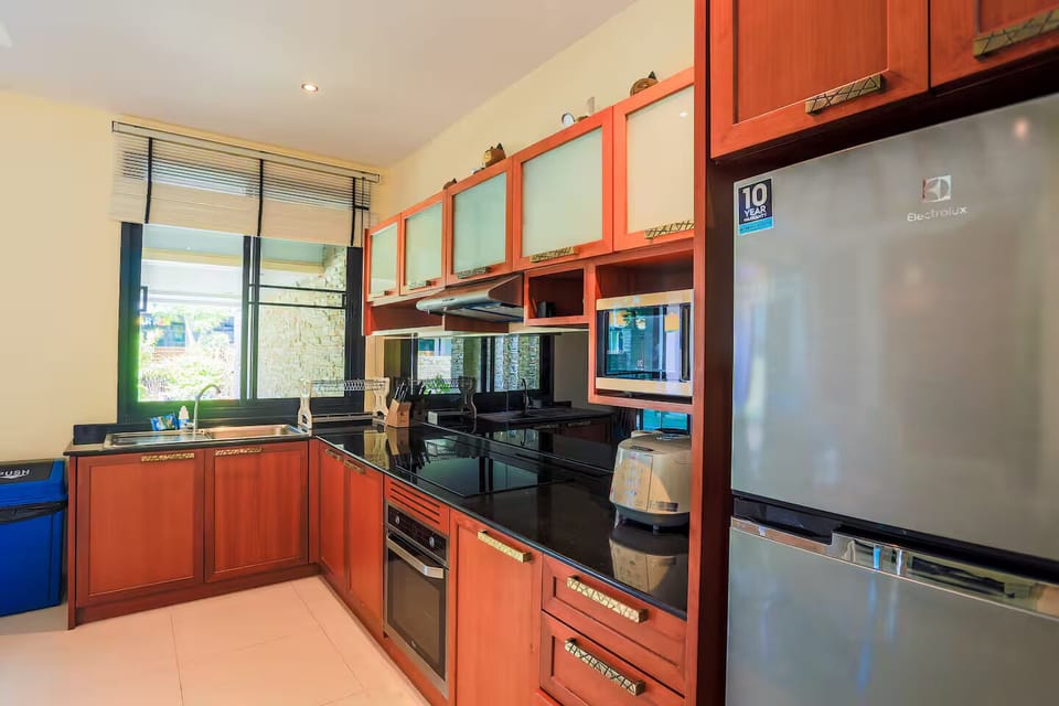 Comfort Villa | Private kitchen