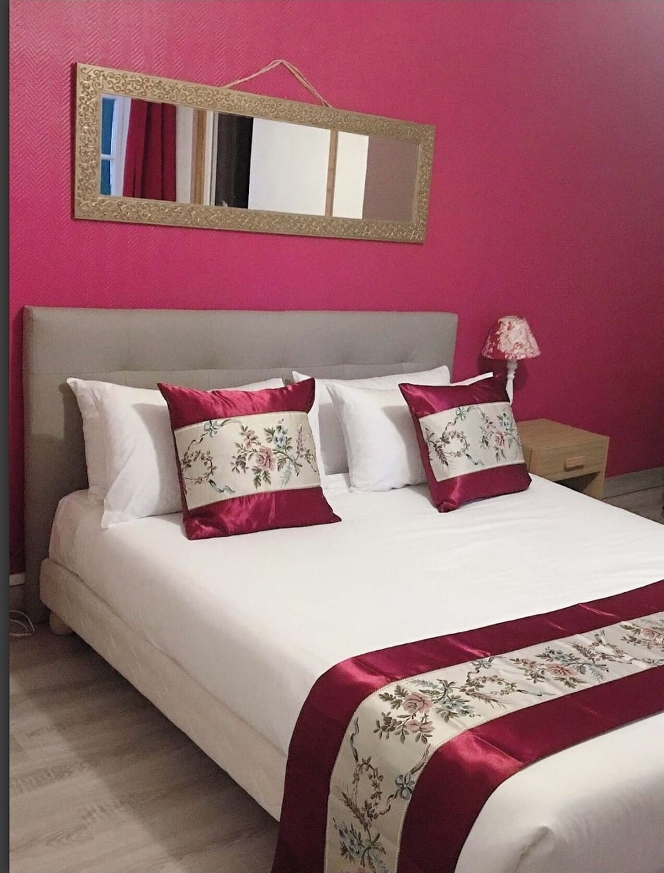 Standard Room | Desk, free WiFi