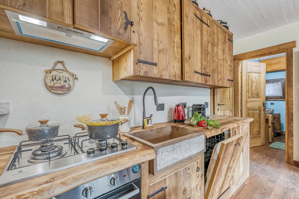 Honeymoon Apartment, Multiple Bedrooms (Luna apartment Baita Ayana) | Private kitchen | Fridge, oven, stovetop, dishwasher