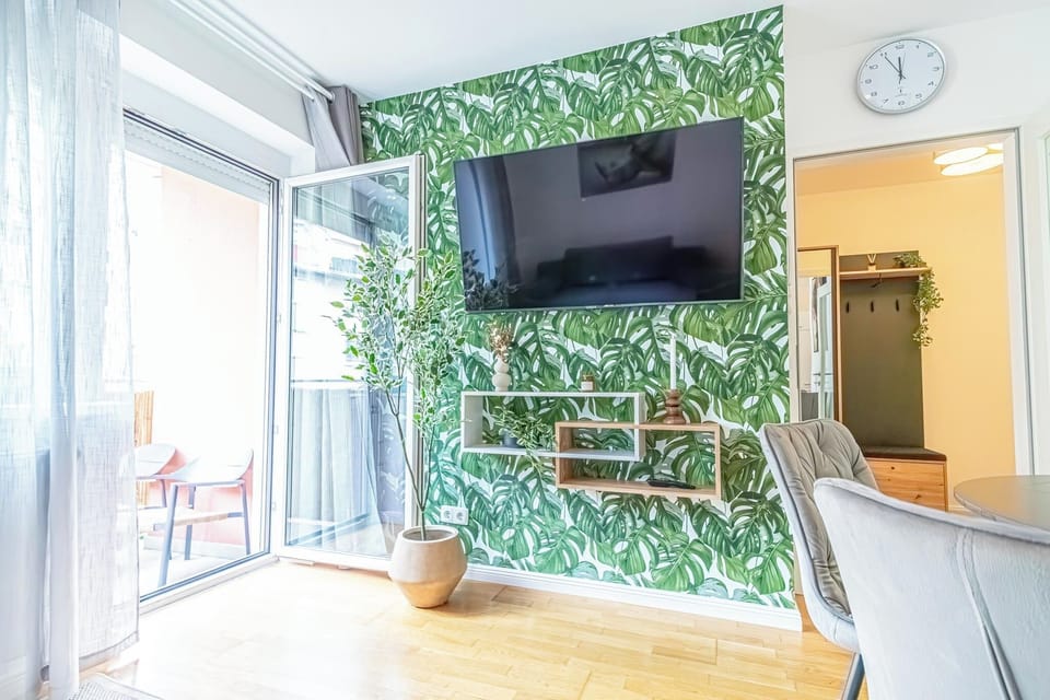 Basic Apartment | Living room