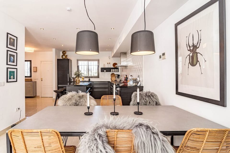 Studio (3 Bedrooms) | Interior