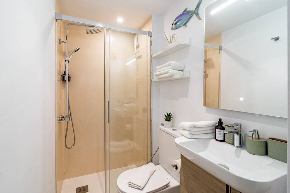 Eac3f- Modern & Light Apartment Steps From the sea Apartment in Estepona