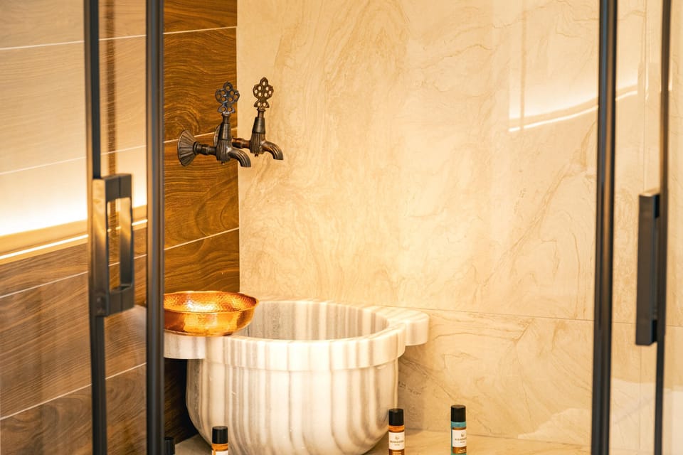 Exclusive Room | Bathroom | Shower, hair dryer, slippers, towels