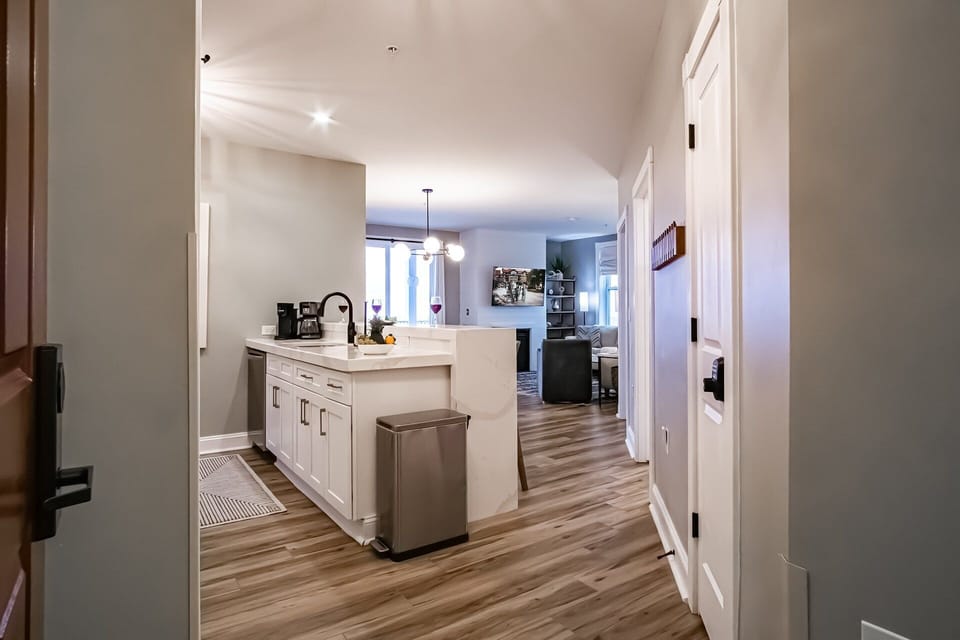 Condo, Multiple Beds, Pool Access, Mountain View (2 Br: Seneca 200) | Interior