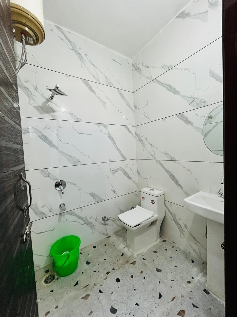 Single Room, City View | Bathroom