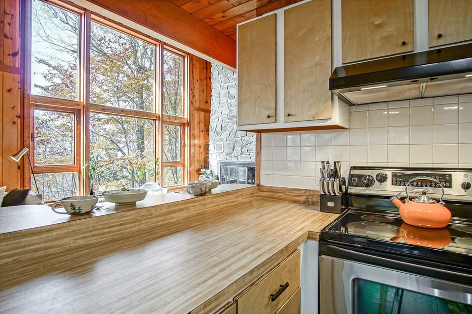House, Multiple Beds, Pool Access, Mountain View (3 Br: North Westridge 222-7 Alpenglow) | Private kitchen