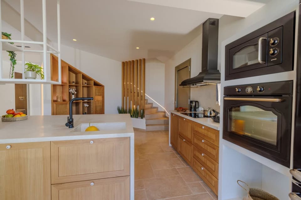 House | 5 bedrooms, soundproofing