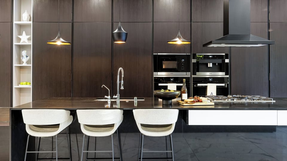 House (6 Bedrooms) | Interior