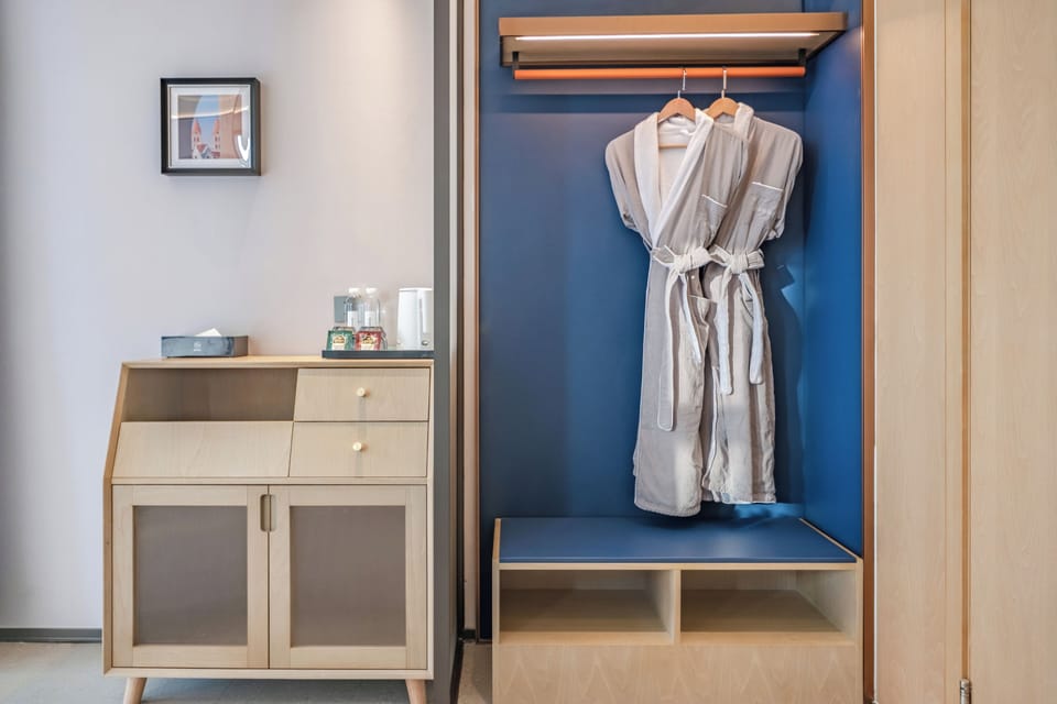Panoramic Double Room | Desk, laptop workspace, blackout drapes, soundproofing