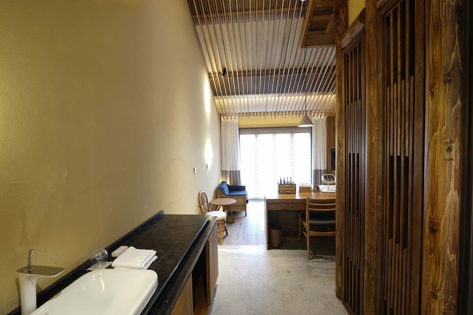 Panoramic Double Room, Mountain View | Desk, laptop workspace, blackout drapes, free WiFi