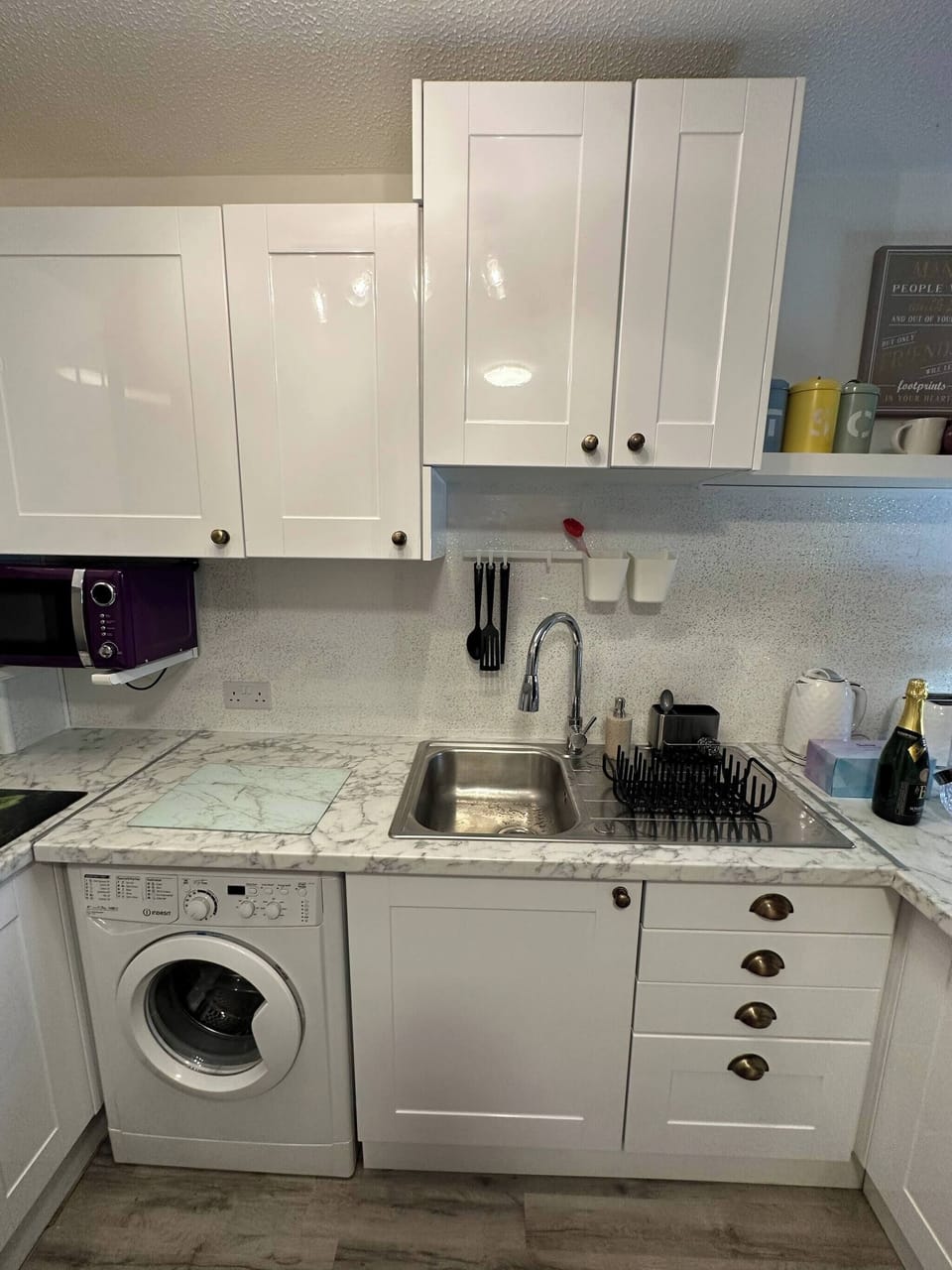 Apartment, 1 Bedroom, Balcony, Garden View | Laundry