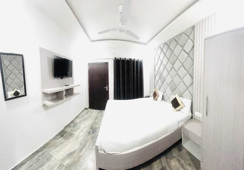 Deluxe Double Room | Desk, free WiFi
