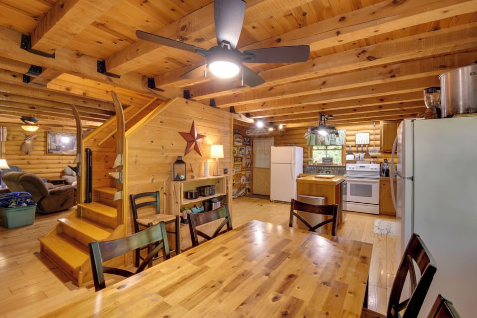 House (4 Bedrooms) | Interior