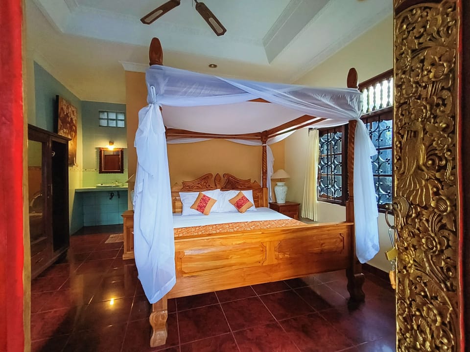 Double Room, Pool View | Individually decorated, individually furnished, desk, laptop workspace