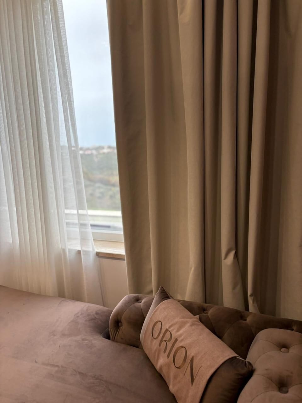 Suite, Lake View | In-room safe, soundproofing, free WiFi