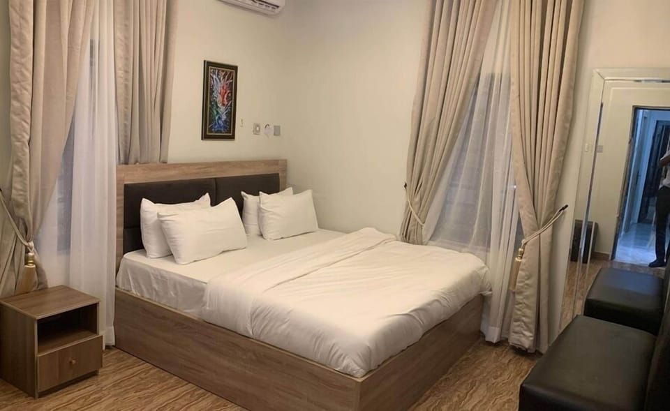 Classic Room, Balcony, City View | Desk, laptop workspace, blackout drapes, soundproofing