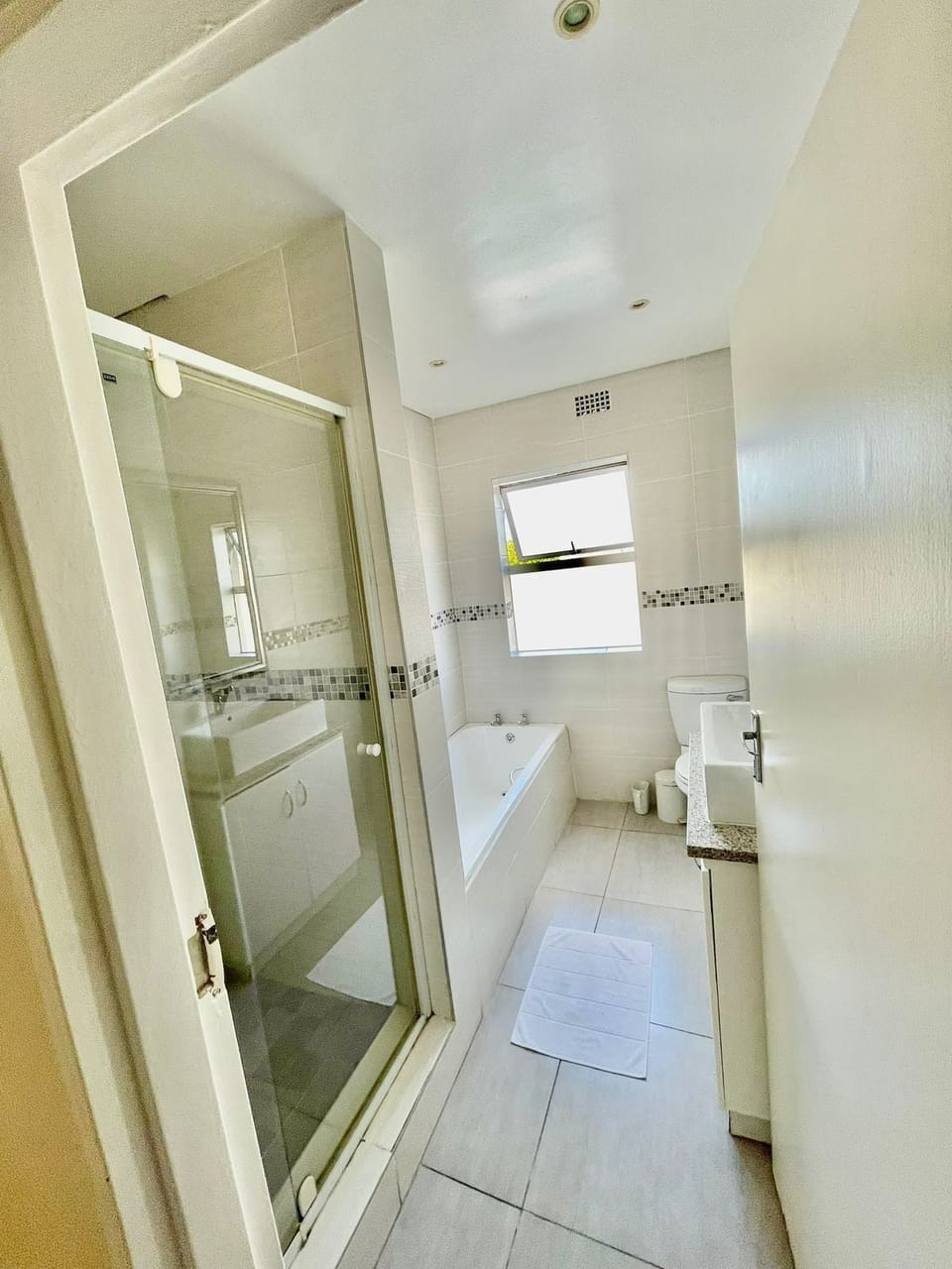 Double or Twin Room | Bathroom | Shower, towels, soap, shampoo