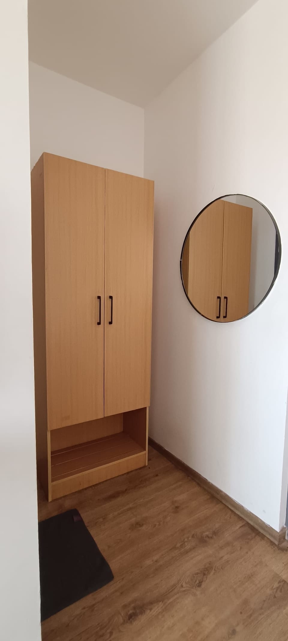 Economy Room | Premium bedding, pillowtop beds, desk, laptop workspace