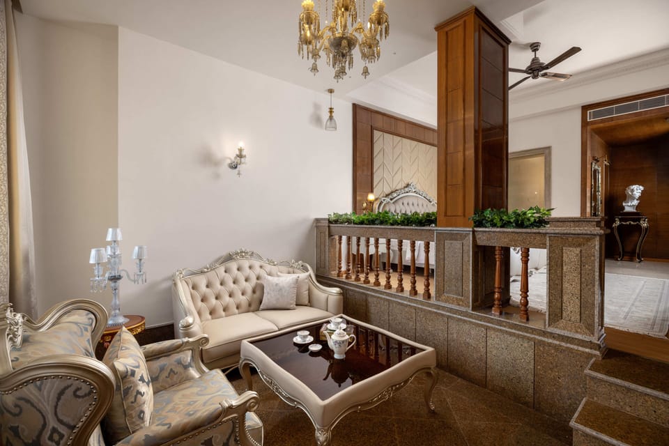 Club Room, 1 Double Bed | Living area