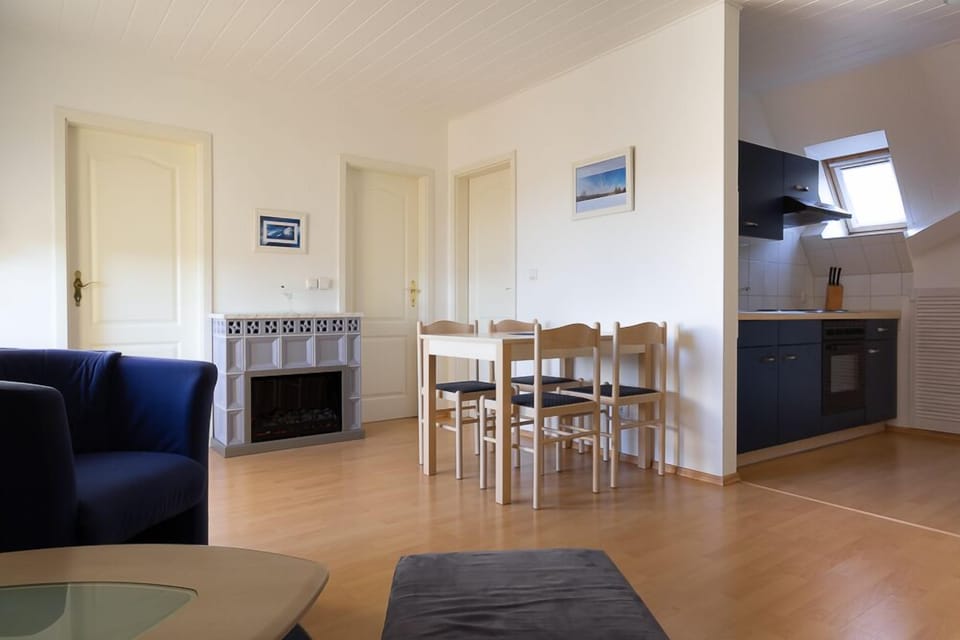 Family Condo | Living area | 32-inch flat-screen TV with cable channels