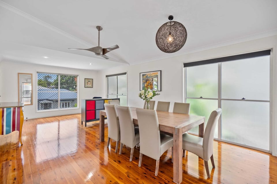 Apartment | Dining
