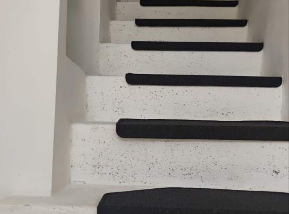 Apartment (Two Bedroom Apartment) | Staircase