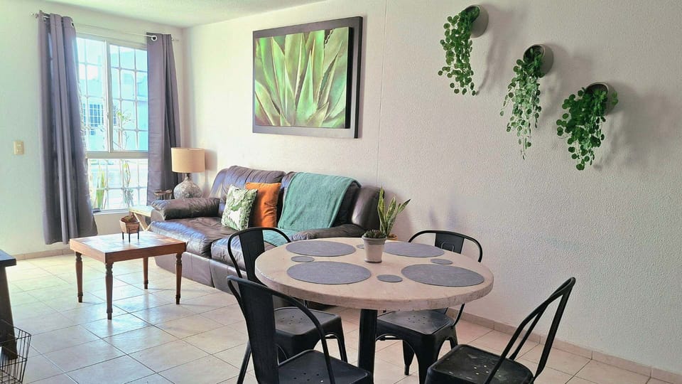 Deluxe Apartment | Living area