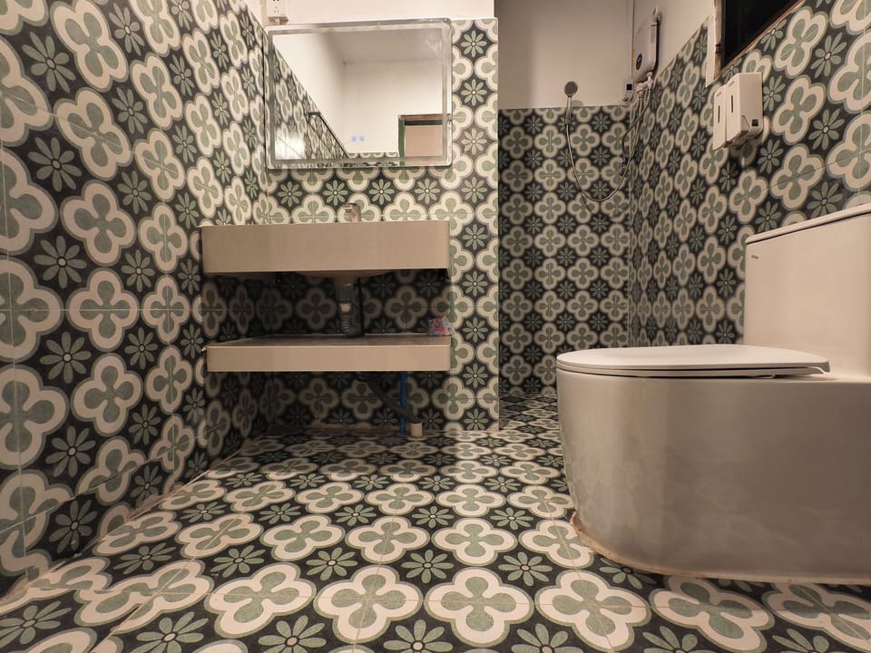Superior Double Room | Bathroom