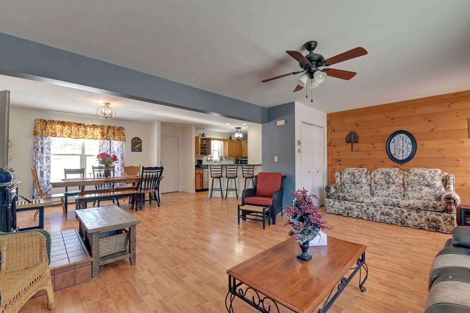 House (4 Bedrooms) | Interior