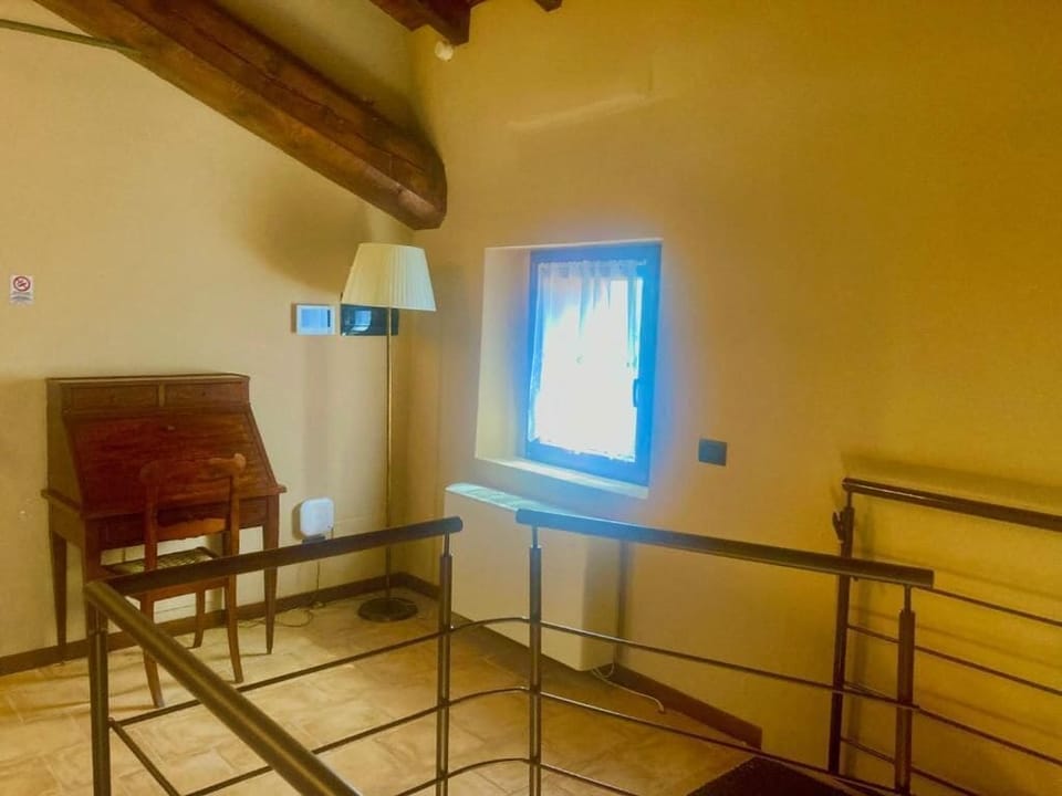 Twin Room, Courtyard View | Interior
